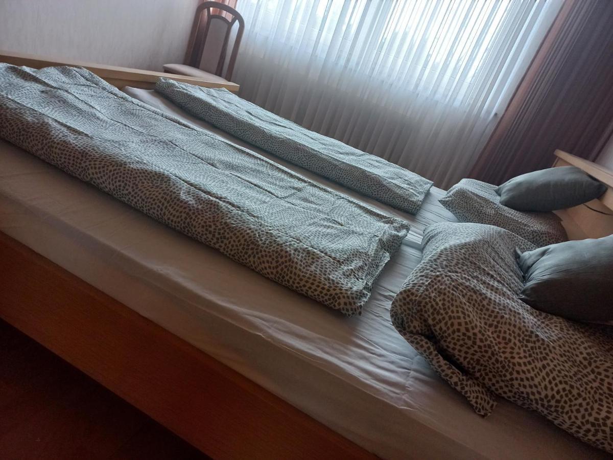 Hoteliving Duesseldorf Airport Ratingen Esterno foto